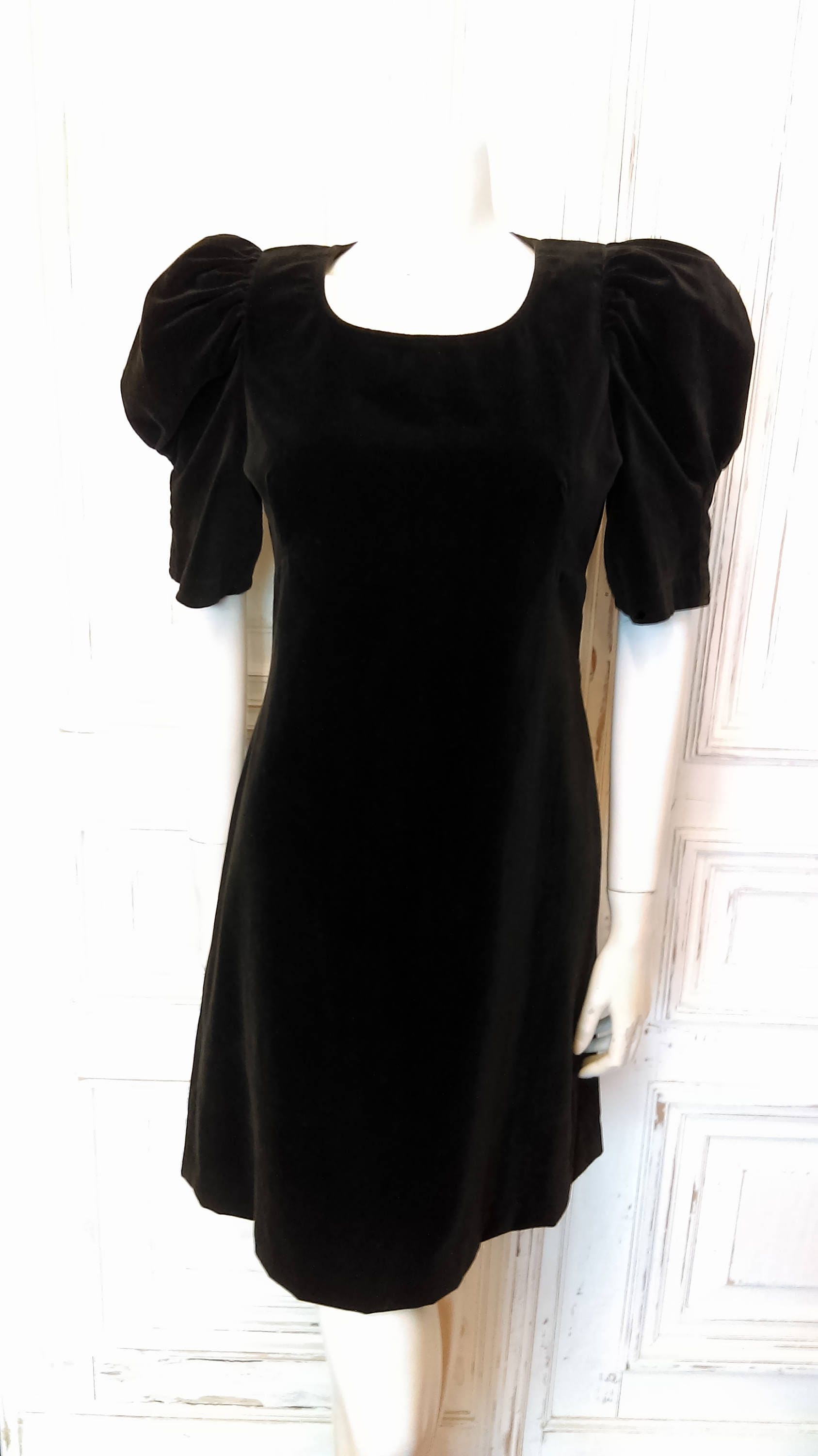 Original 1968 Biba Black Velvet Mini Dress With Puff Sleeves Good