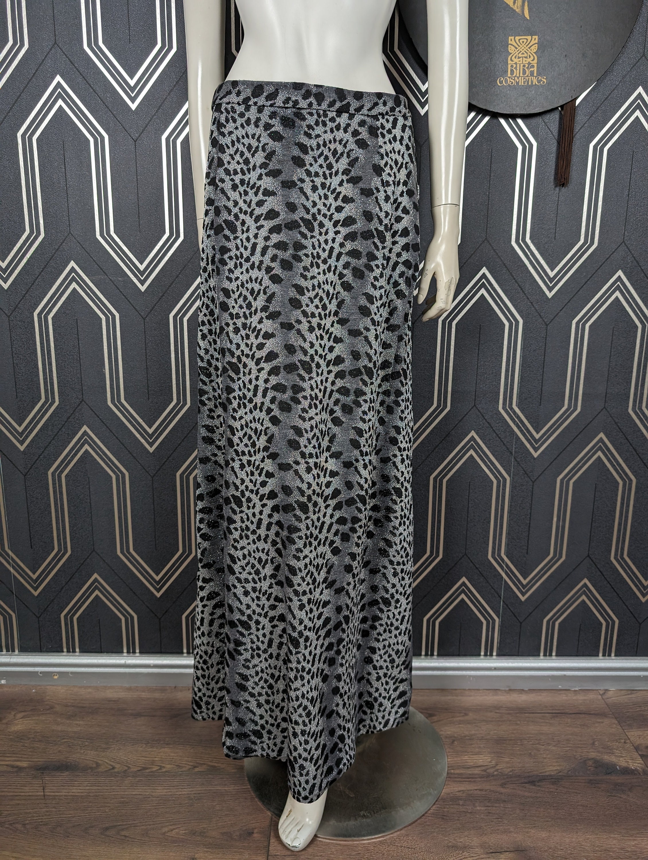 Original 1970 s Iconic Silver Polyspun Jersey Fabric Maxi Skirt Great Condition Only 145 Pounds Etsy Sweden