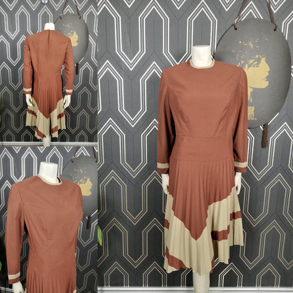 Original 1960's Mod Brown & Cream Striped Print Pleated Skirt Scooter Dress - Good Condition - Only 65 Pounds!