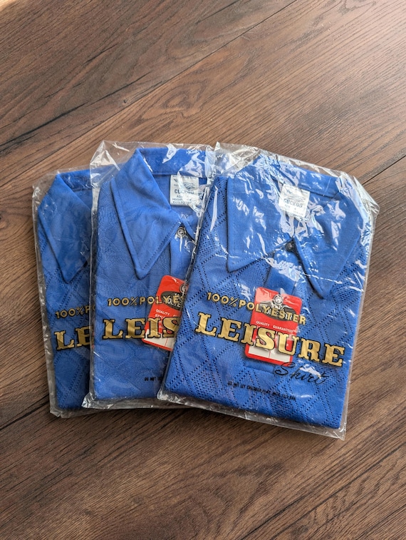 Deadstock 1970's Cuckoo Boys Dark Royal Blue Summer Polyester Waffle Shirts ( Age 4 )