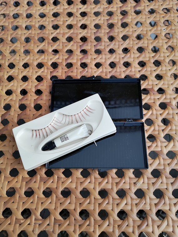 Original 1970s Biba Plum Caterpillar Eyelash Set - Good Condition - Only 30 Pounds!