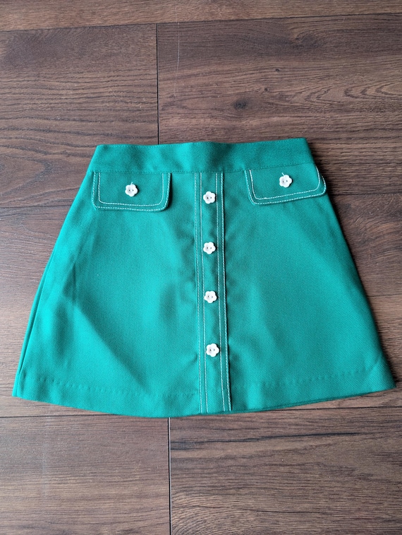 Deadstock 1960's Girls Cream & Green A-Line Skirt Daisy Buttons 57cm Waist