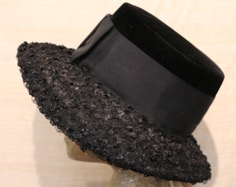 1950s Vintage Black Formal Sun Hat with Textured Brim and Wide Grosgrain Ribbon & Bow Detail