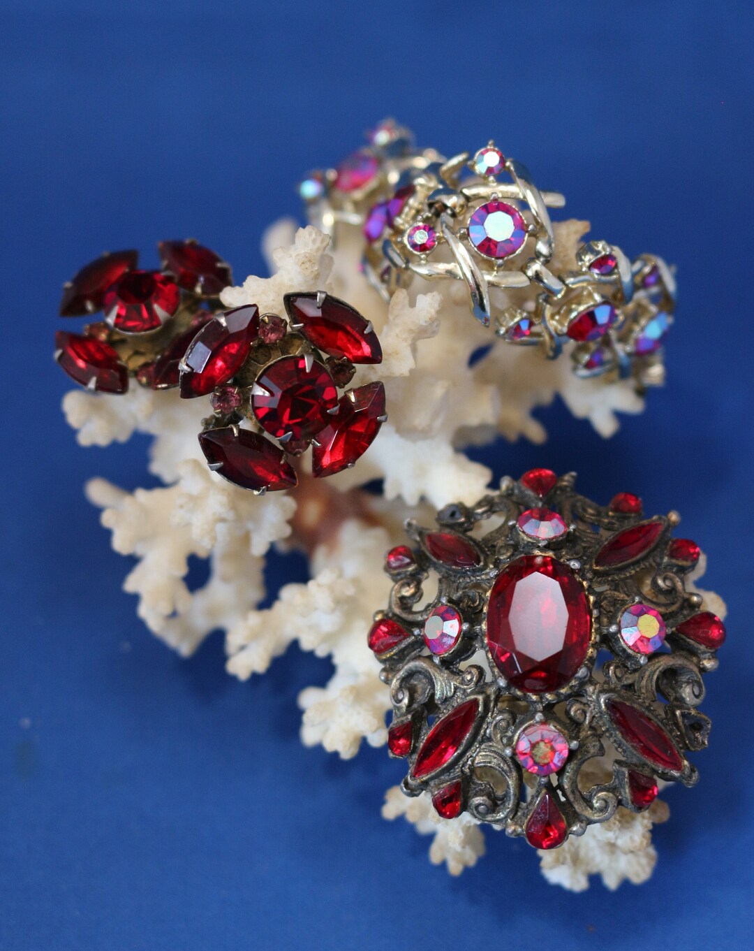 Lot De 8 Rubans Boucles Brillants Vintage Hallmark, Couleurs Assorties (vert, Violet, Rouge, Or), 1" à 1 1/2"