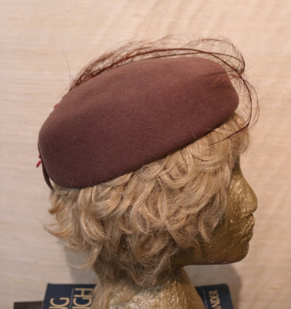 1950s Vintage Mr. John Wool Pillbox Hat W/ Ostrich Feather  display picture 2