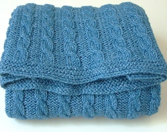 KNITTING PATTERNS baby blanket  - classic cable blanket