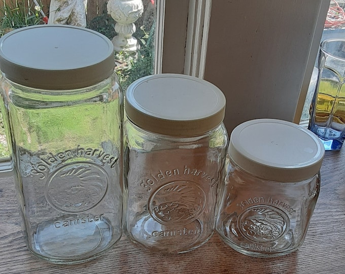 Vintage Anchor Hocking Square Glass Canister Set. Golden Harvest. 1