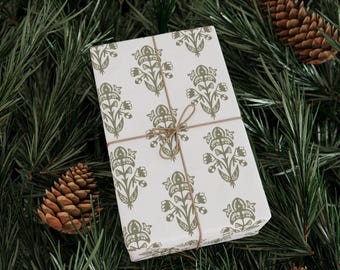Botanical Gift Wrap Paper | Green Floral Wrapping Paper | Vintage Block Print Gift Wrap | Holiday Present Wrap | Classic Greenery Paper