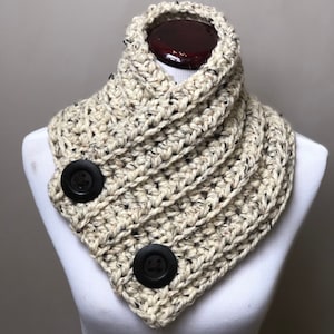 Button up Cowl in Oatmeal