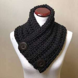 Button up Cowl in Black
