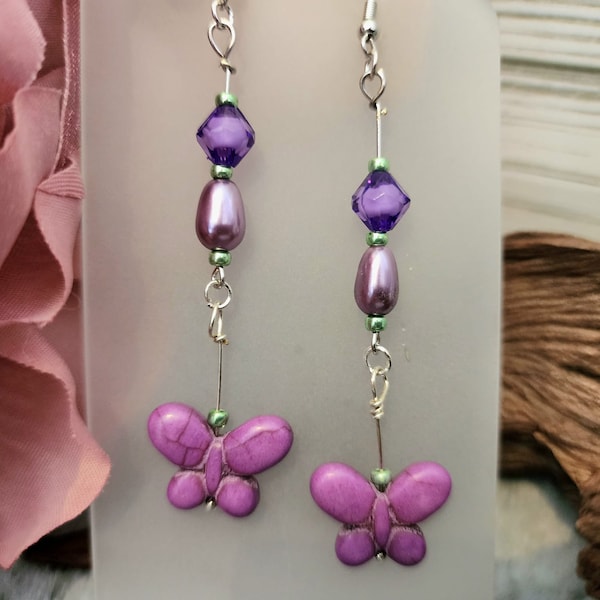 Bonitos, divertidos, caprichosos, mariposa morada, pendientes colgantes