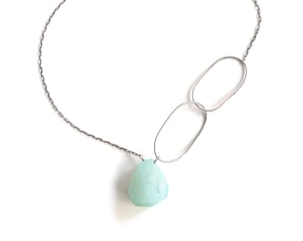 Necklace. Turquoise druzy pendant necklace dangling from handmade sterling silver links.