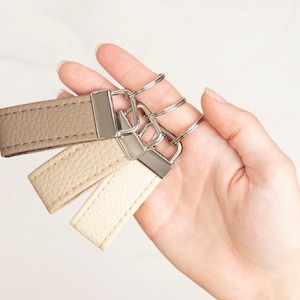 Mini porte-clés en cuir véritable / Porte-clés en cuir / Porte-clés / Cadeaux unisexe pour enseignant / Cadeaux en cuir / Mini tour de cou / Porte-clés