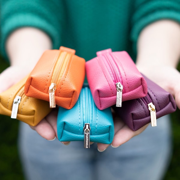 Petit sac à main boxy en cuir / étui pour écouteurs en cuir en 9 couleurs / pochette en cuir zippée / porte-clés porte-monnaie / cadeaux en cuir / sac porte-clés
