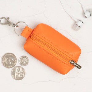 Petit porte-monnaie en cuir végétalien / Étui pour écouteurs en cuir / Petite pochette porte-clés à fermeture éclair / Porte-monnaie carré pour porte-clés / Cadeaux végétaliens unisexe image 9