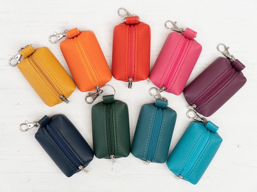 Leather Small Pouch / Boxy Keyring Coin Purse / Leather Earphone Case