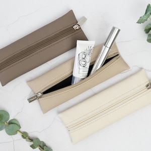 Borsa cosmetica sottile in vera pelle / Astuccio per penne e matite / Astuccio in pelle con cerniera / Regalo unisex in pelle / Porta pennelli per il trucco / Borsa per attrezzi in pelle