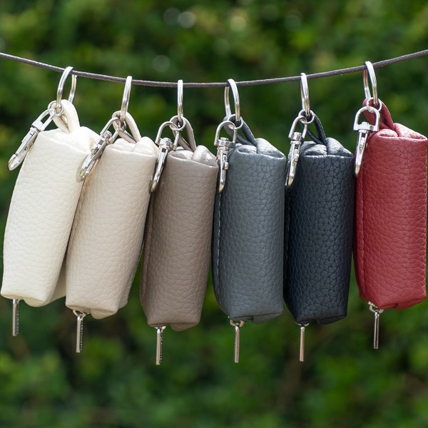 Genuine Leather Small Pouch / Boxy Keyring Coin Purse / Leather Earbud Case / Zipped Keychain Pouch / Leather Gifts / Change Holder