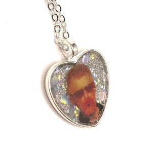 Thom Yorke Necklace - Heart-Shaped Pendant Inspired by Radiohead with Holographic Glitter Background - Fan Gift
