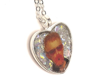 Thom Yorke Necklace - Heart-Shaped Pendant Inspired by Radiohead with Holographic Glitter Background - Fan Gift