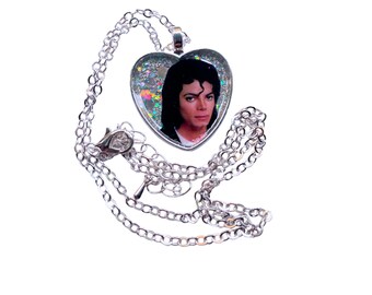 thumbnail interactive-video image 1 of Michael Jackson Inspired Pendant Necklace – Stainless Steel, Unbranded, New Without Tags 1 of 2