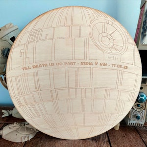 Gepersonaliseerde Star Wars Geïnspireerde Death Star Laser gegraveerd Bruiloft Gastenboek Alternatief