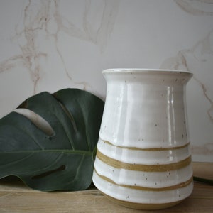 Decorative Speckled White Striped Vase, Decorative Ceramic Vase, Speckled Farmhouse Vase image 3