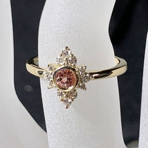 Anello Champagne Sapphire Halo, Oro Giallo 14K, Zaffiro Champagne Creato in Laboratorio, Anello Principessa Diamond Cluster