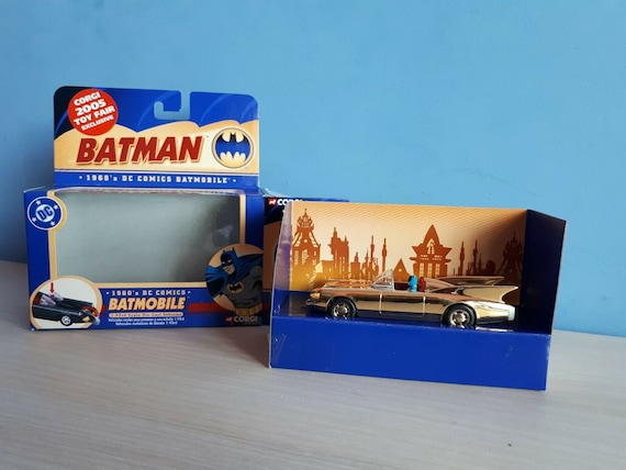 Batman 1960's Corgi Gold Batmobile 1:43rd SCALE DIE-CAST 2005 #434
