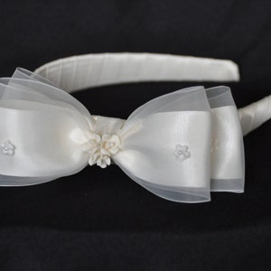 Bandeau blanc, bandeau de première communion, convient aux jeunes filles aux adolescents. Accessoires pour cheveux Flower Girl. Fait main.