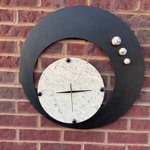 Full Circle Time contemporary clock