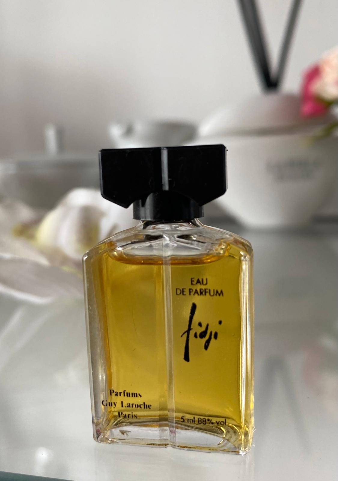 Guy LAROCHE FIDJI 5ml Eau De PARFUM Rare Collectible Vintage
