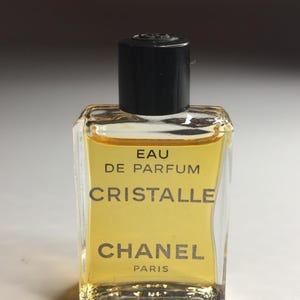 CHANEL CRISTALLE 4ml Eau de PARFUM Vintage miniature Collectible Very Rare Old formula