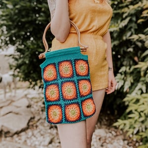 1970's Colorful Crochet Granny Squares Purse