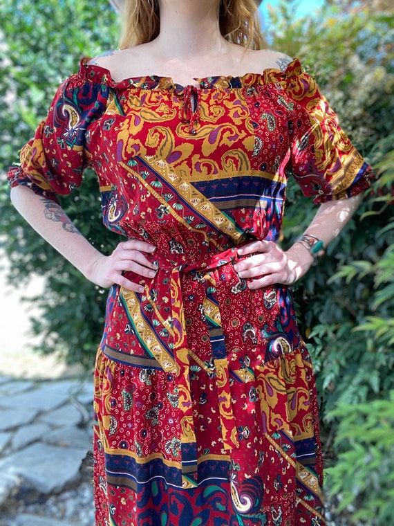 1970's Vintage Printed Off The Shoulder Peasant D… - image 2