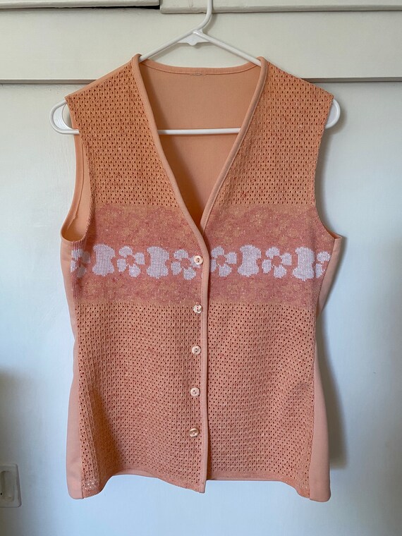 1970's Vintage Peach Floral Knit Vest - image 3