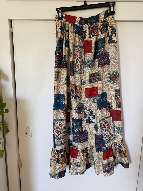 1970's Vintage Quilted Patchwork Print Peasant St… - image 6