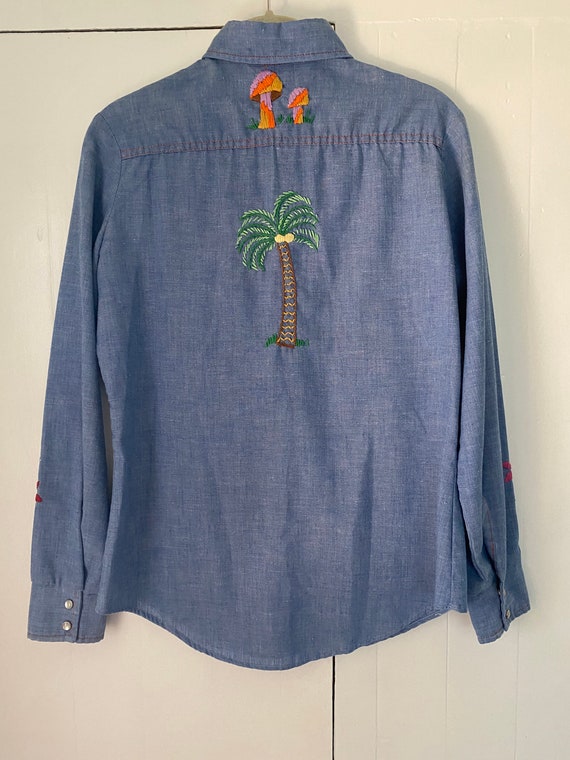 1970's Vintage Chambray Embroidered Shirt - image 8