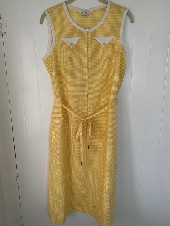 1960's Vintage Yellow Gingham Sleeveless Sheath D… - image 3