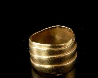 vintage MODERN 14K yellow gold hand made 9.4g band ring