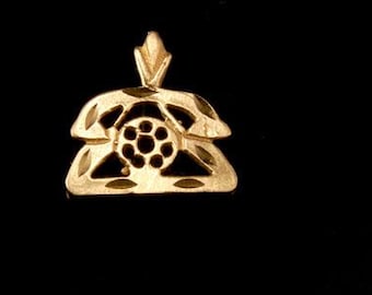 vintage 14k yellow gold old style telephone charm pendant