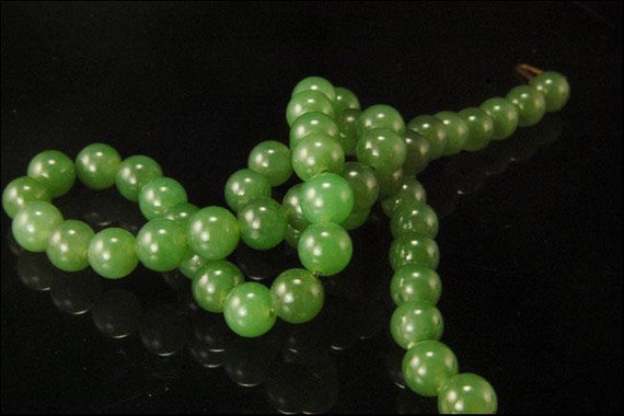 old chinese deep green spinach color jade beads b… - image 2