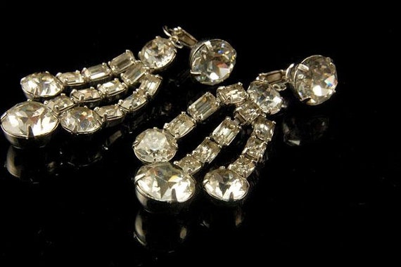 Vintage Diamond Rhinestone Silver Tone Chandelier Dangling