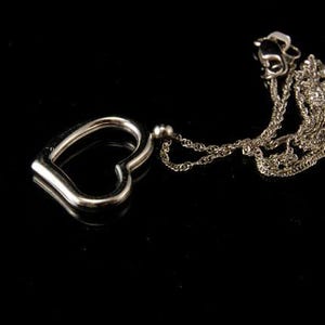 vintage 14K white gold open heart pendant necklace