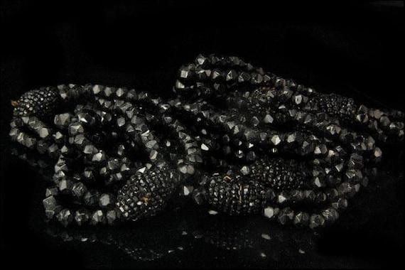 antique victorian mourning faceted black jet bead… - image 1