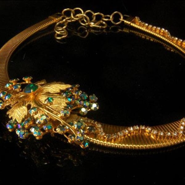 dannijo aurora rhinestone leaf berry diamond crystal gold tone collar necklace