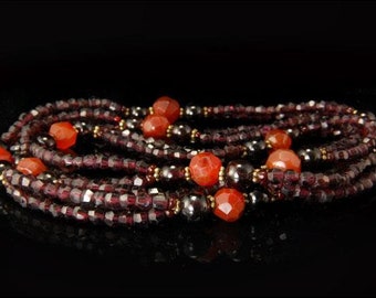 Vintage faceted carnelian garnet beads gold tone necklace