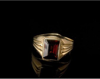 Mens Garnet Signet Ring - Etsy