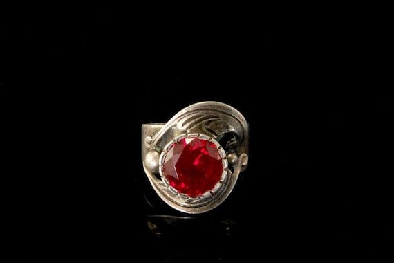 vintage ruby paste sterling silver ring - image 2