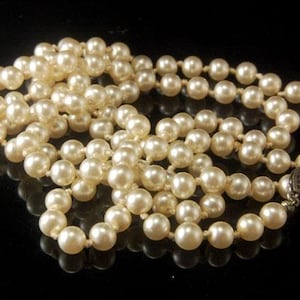 old knotted cream pearl long 38&quot; long silver clasp necklace